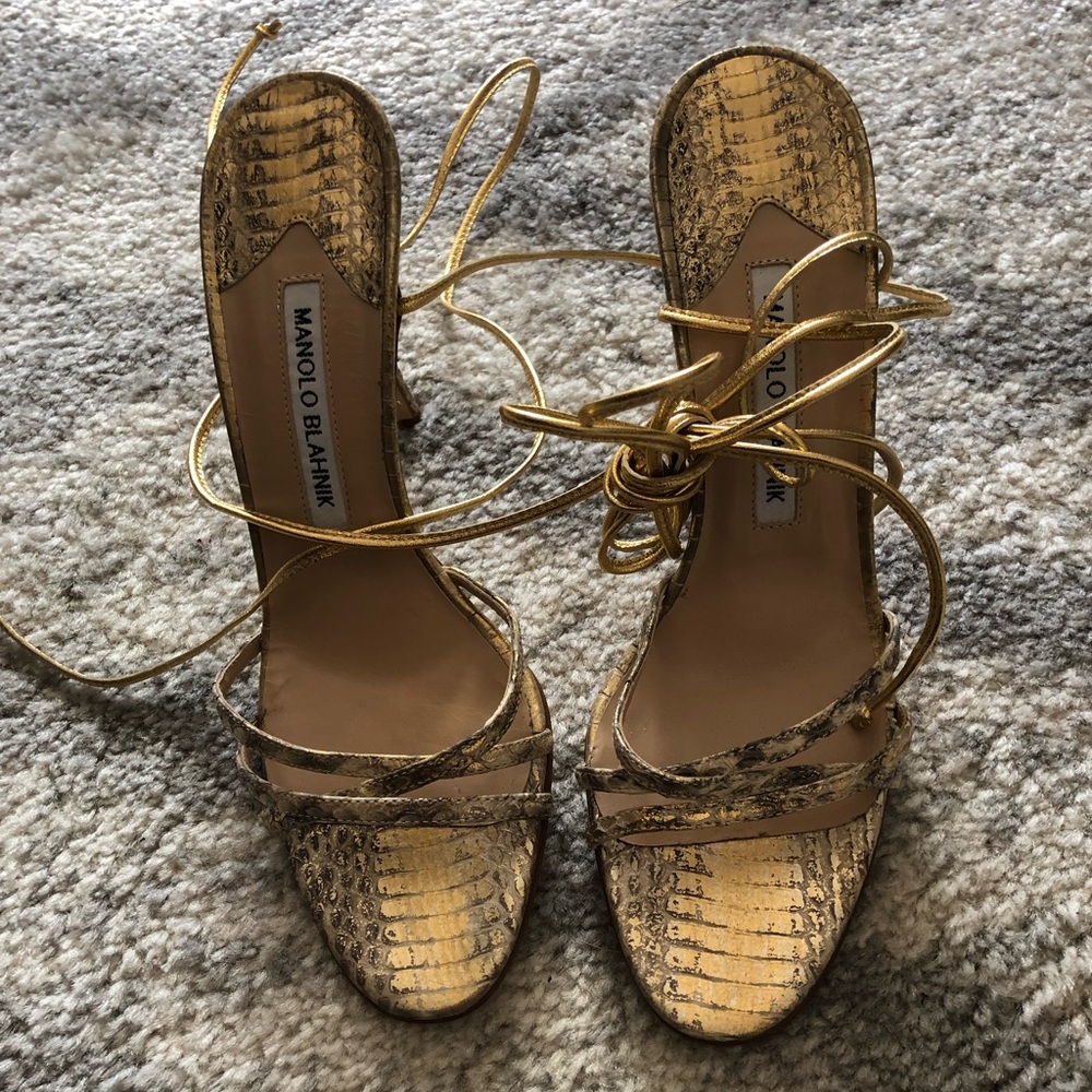 Manolo Blahnik Gold Metallic Snakeskin Lace-Up Heels